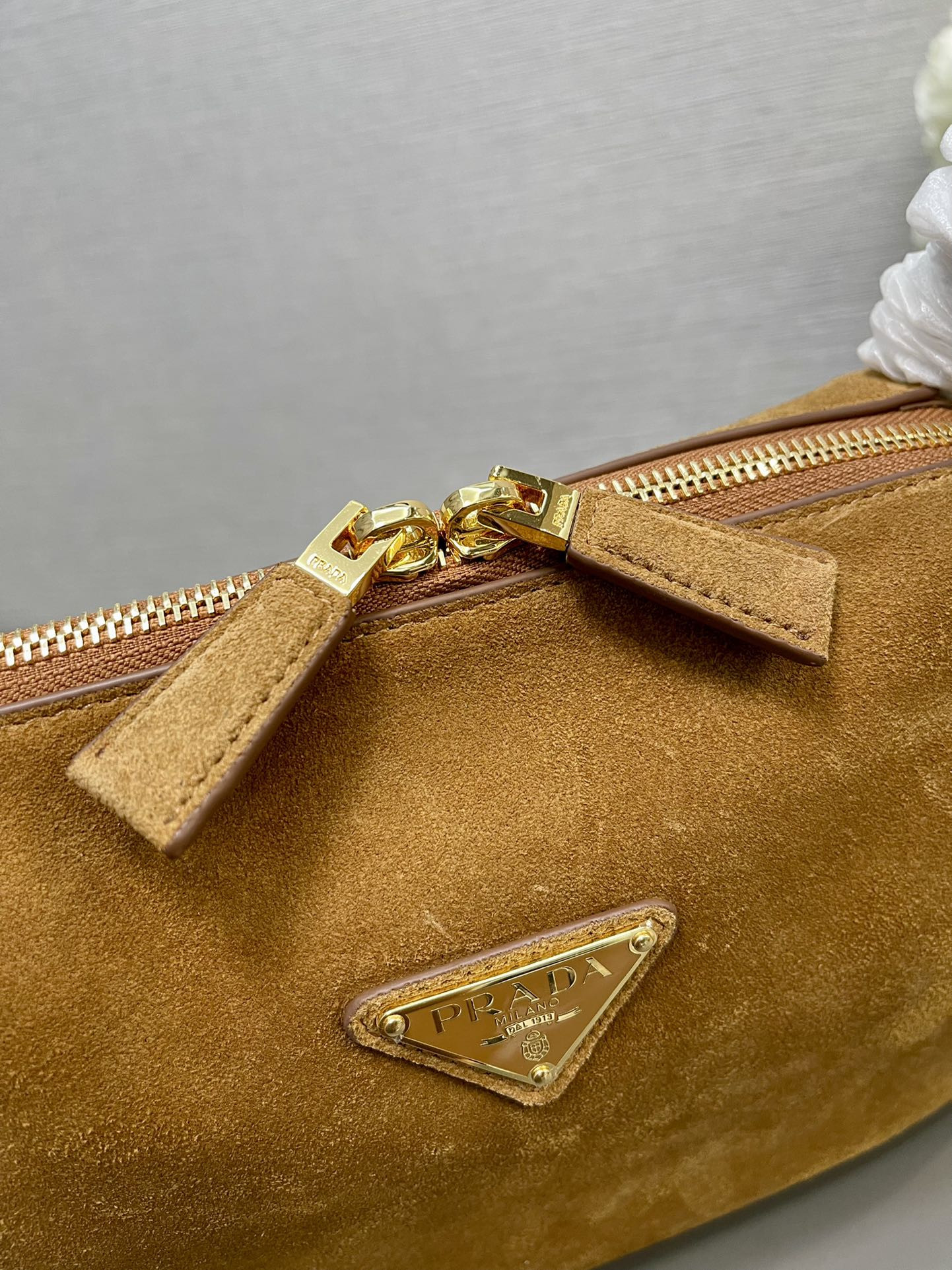 Prada Medium suede shoulder bag 28x18x11cm