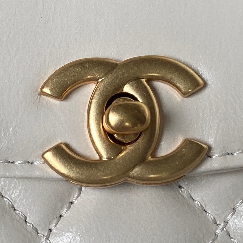 CHANEL 23 Kelly 19X13X7cm