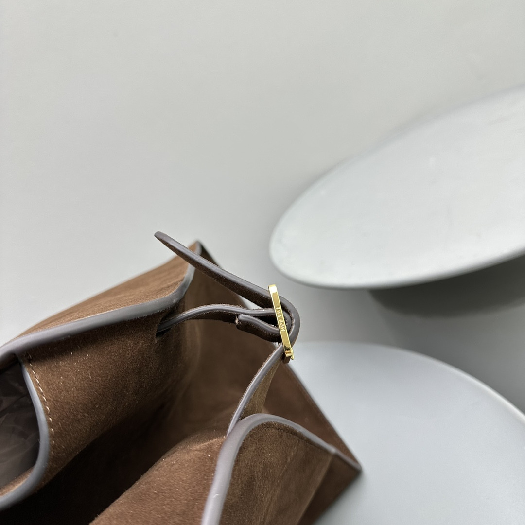 THE ROW MARGAUX 17   43x24x30cm