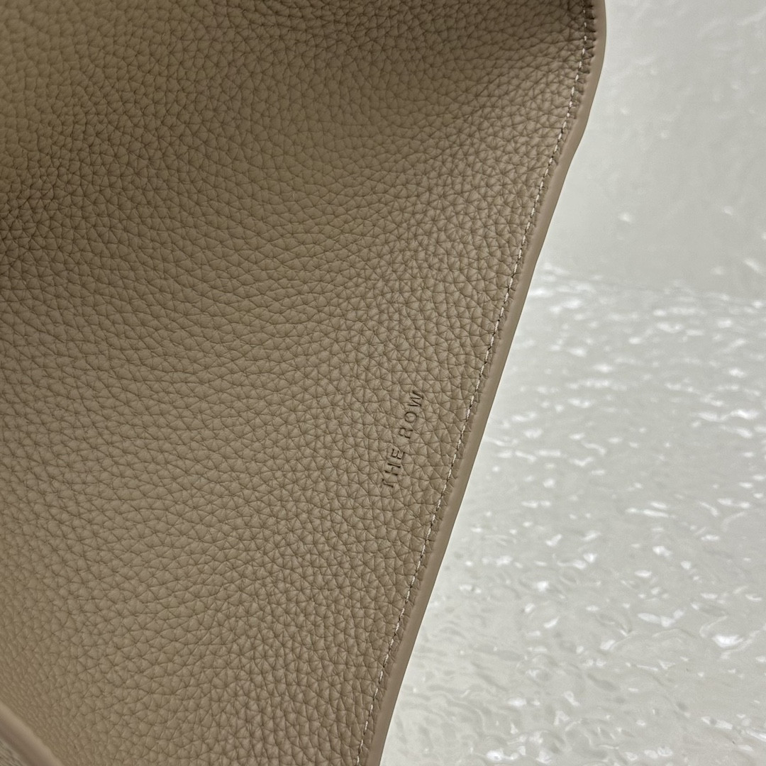 THE ROW MARGAUX 15 38.5x16x30cm