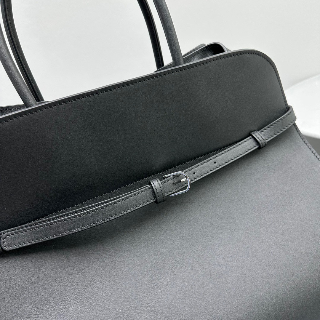 THE ROW Margaux belt 15 38.5x16x30cm