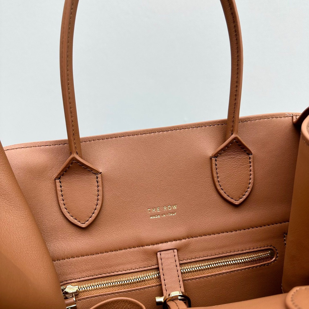 THE ROW Margaux belt 15 38.5x16x30cm