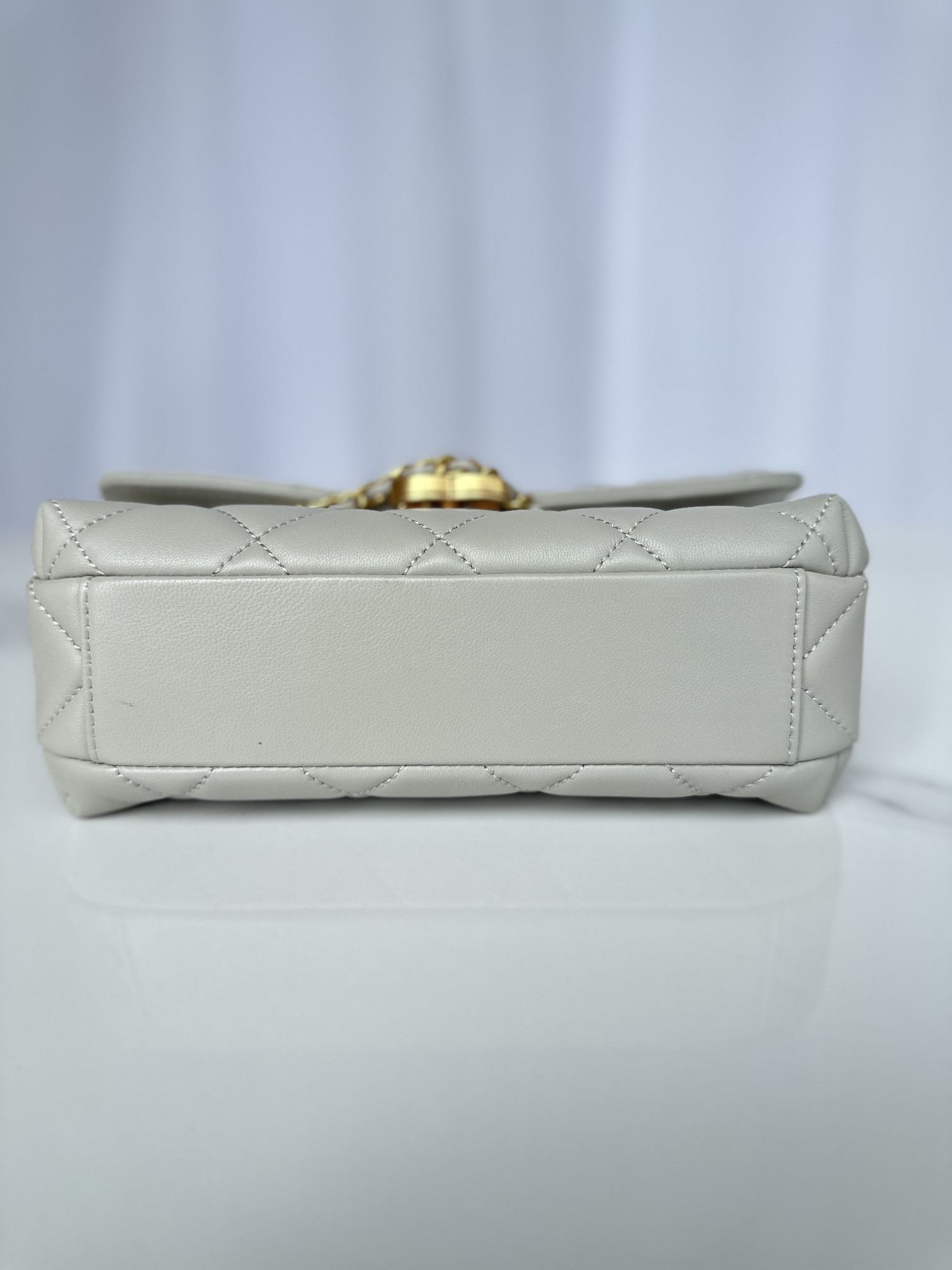 Chanel Flap Bag 23x15x9cm