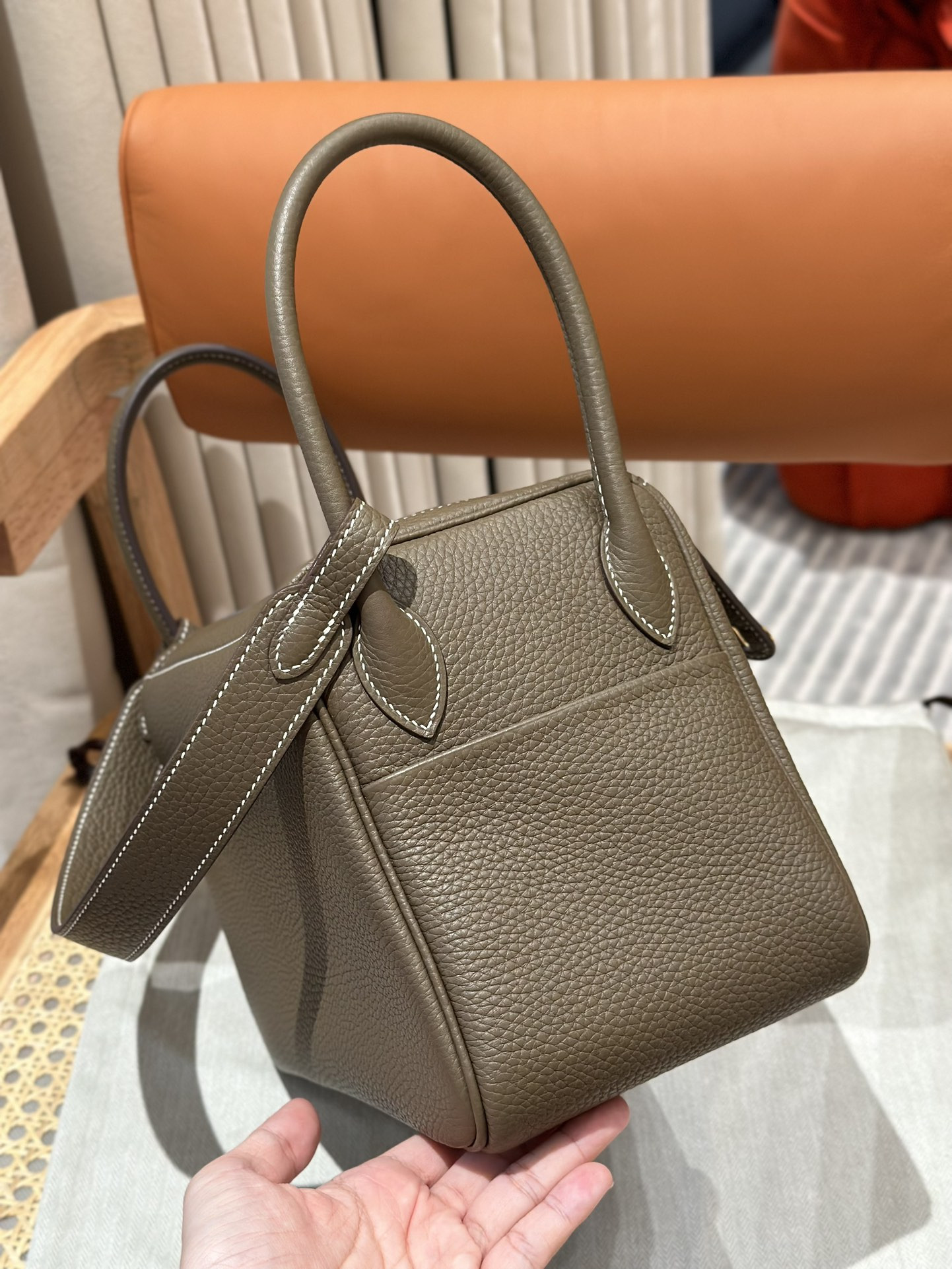 Hermes Lindy 26cm
