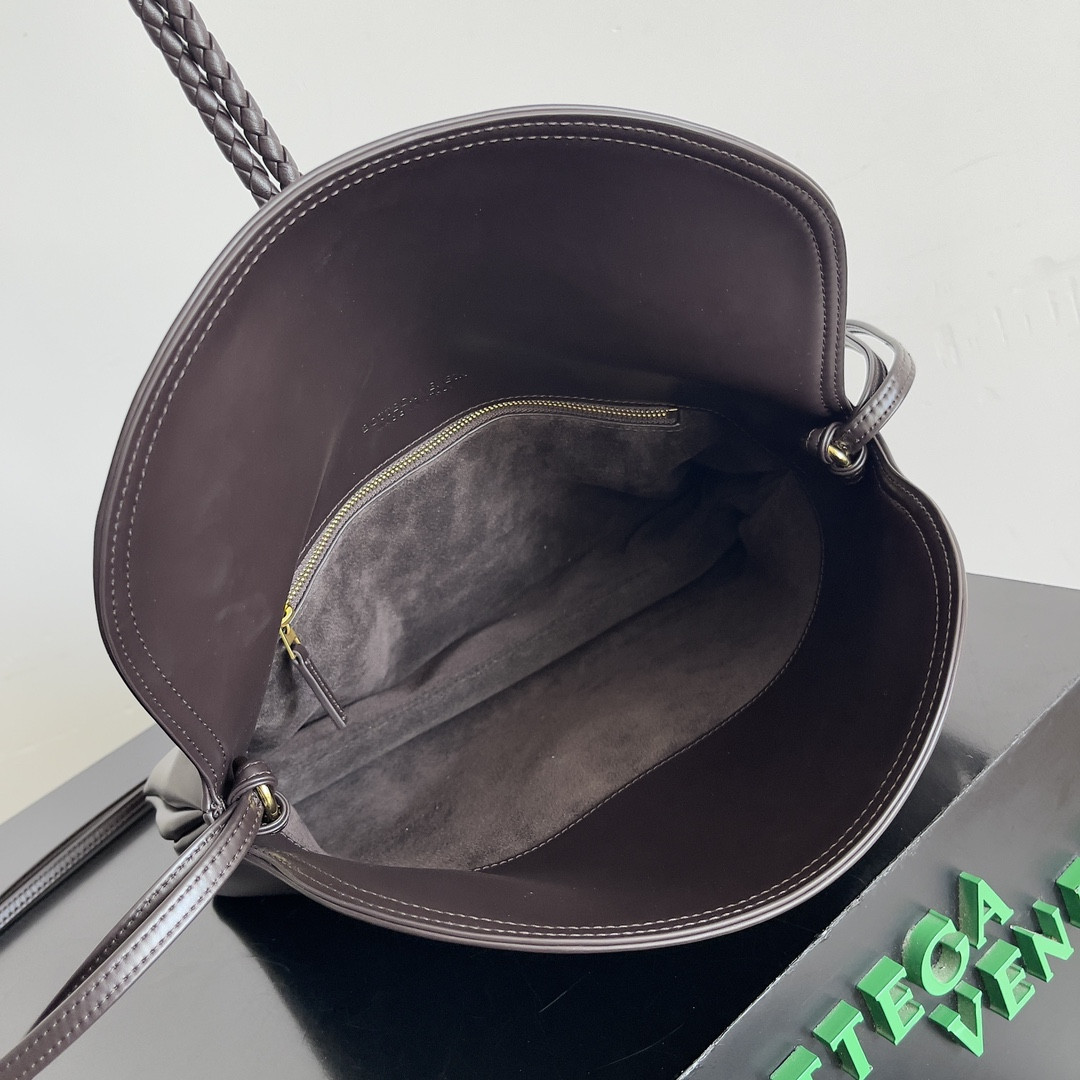 Bottega Veneta Liberta 23 x 35 x 6cm