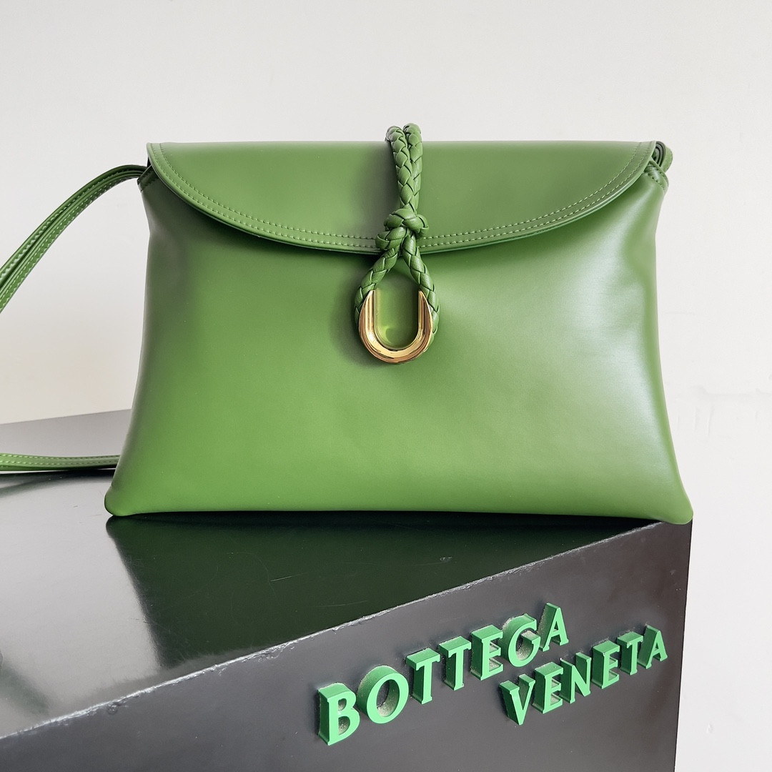 Bottega Veneta Liberta 23 x 35 x 6cm