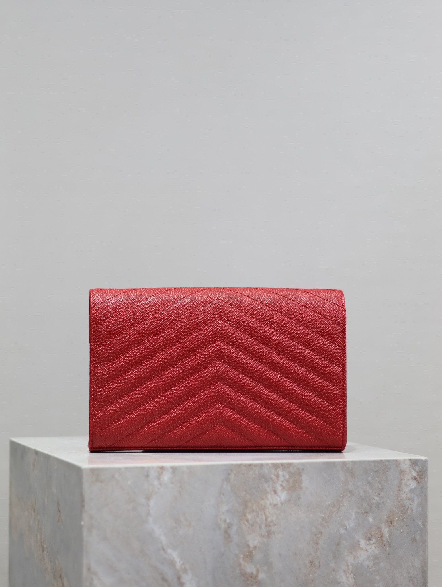 YSL Cassandra Monogram Classic Chain Wallet in Grained Poudre Leather 22.5 x 14 x 4cm