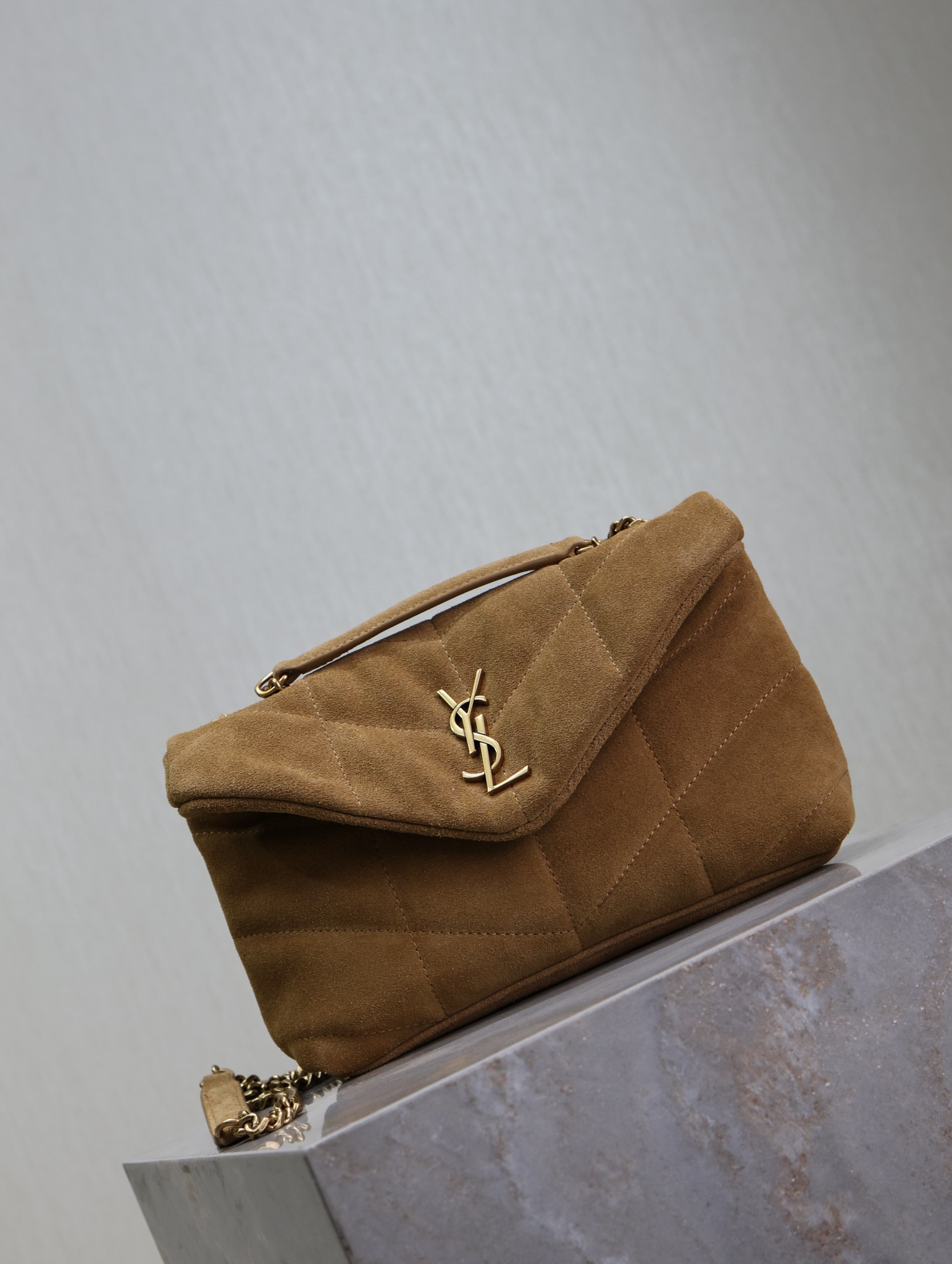 YSL Loulou Mini Puffer (Suede)  23×15.5×8.5cm