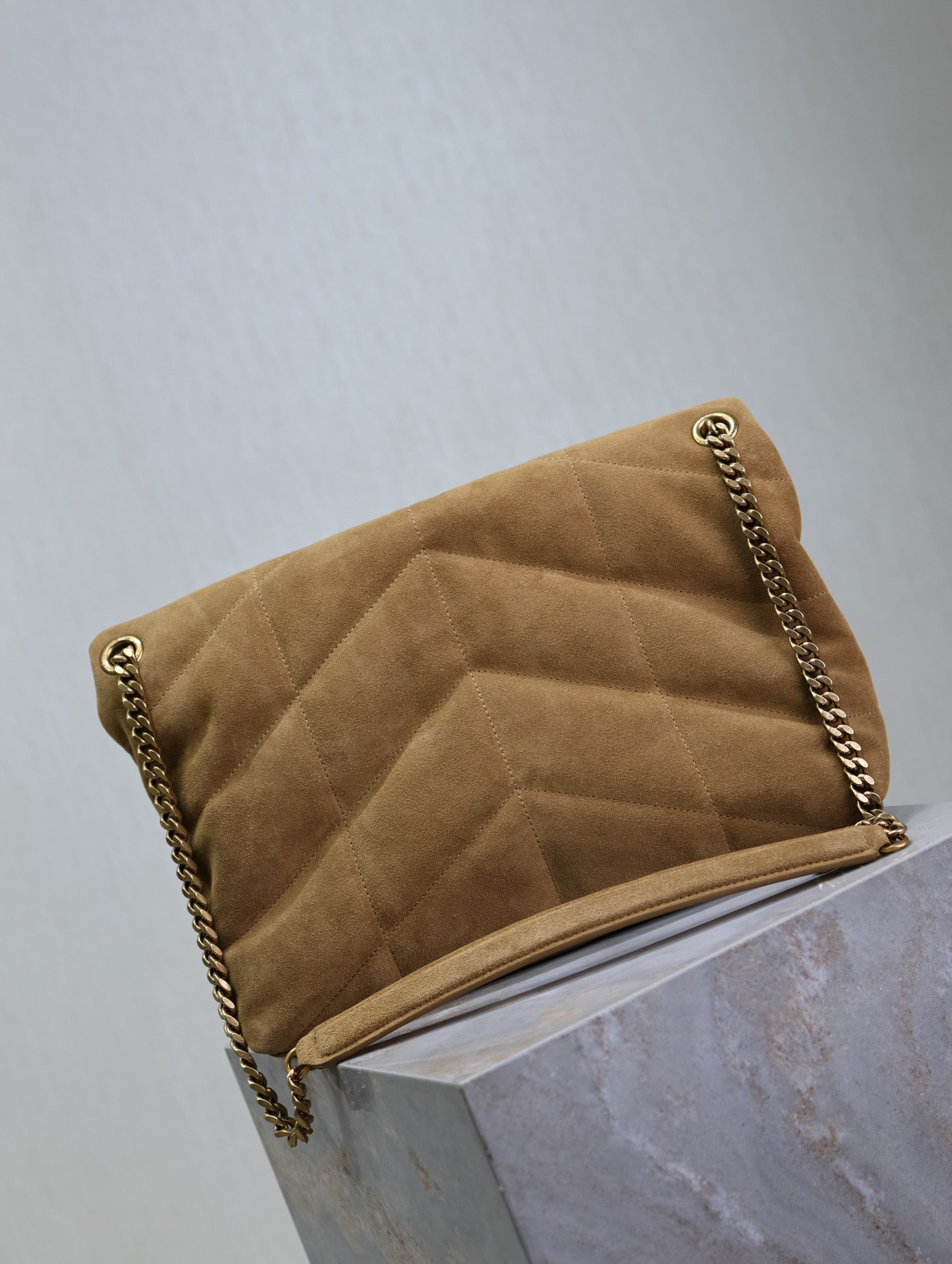 YSL Loulou  Puffer (Suede)  35x23x13.5cm