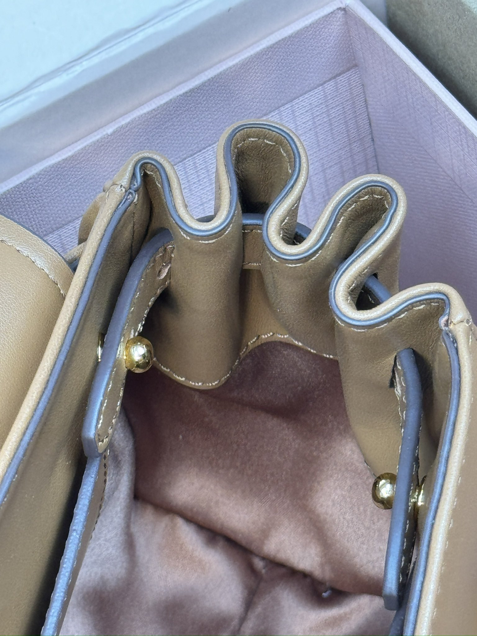 Miu Miu Leather shoulder bag 13.5x24x9cm