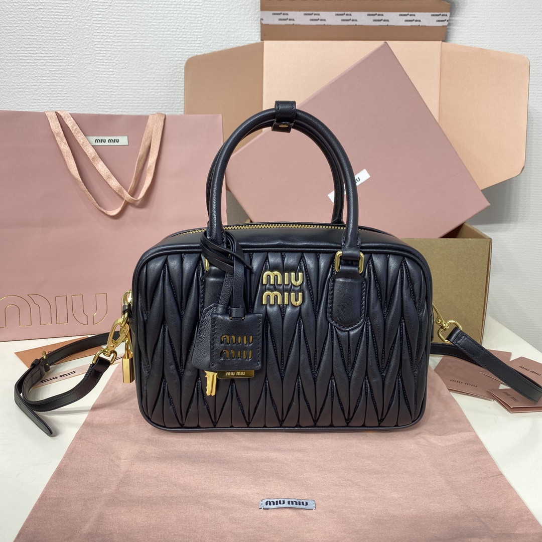 Miu Miu Arcadie matelassé nappa leather bag 24X16X7.5cm