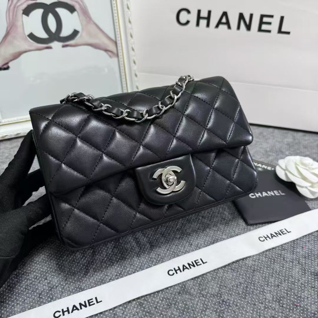 CHANEL MINI FLAP BAG BLACK 12 × 20 × 6 cm