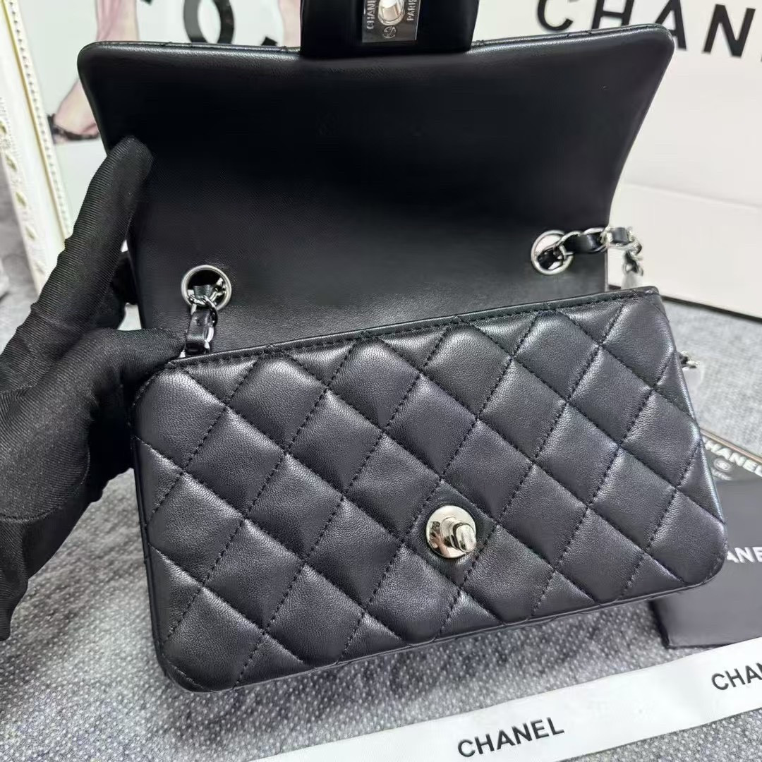 CHANEL MINI FLAP BAG BLACK 12 × 20 × 6 cm