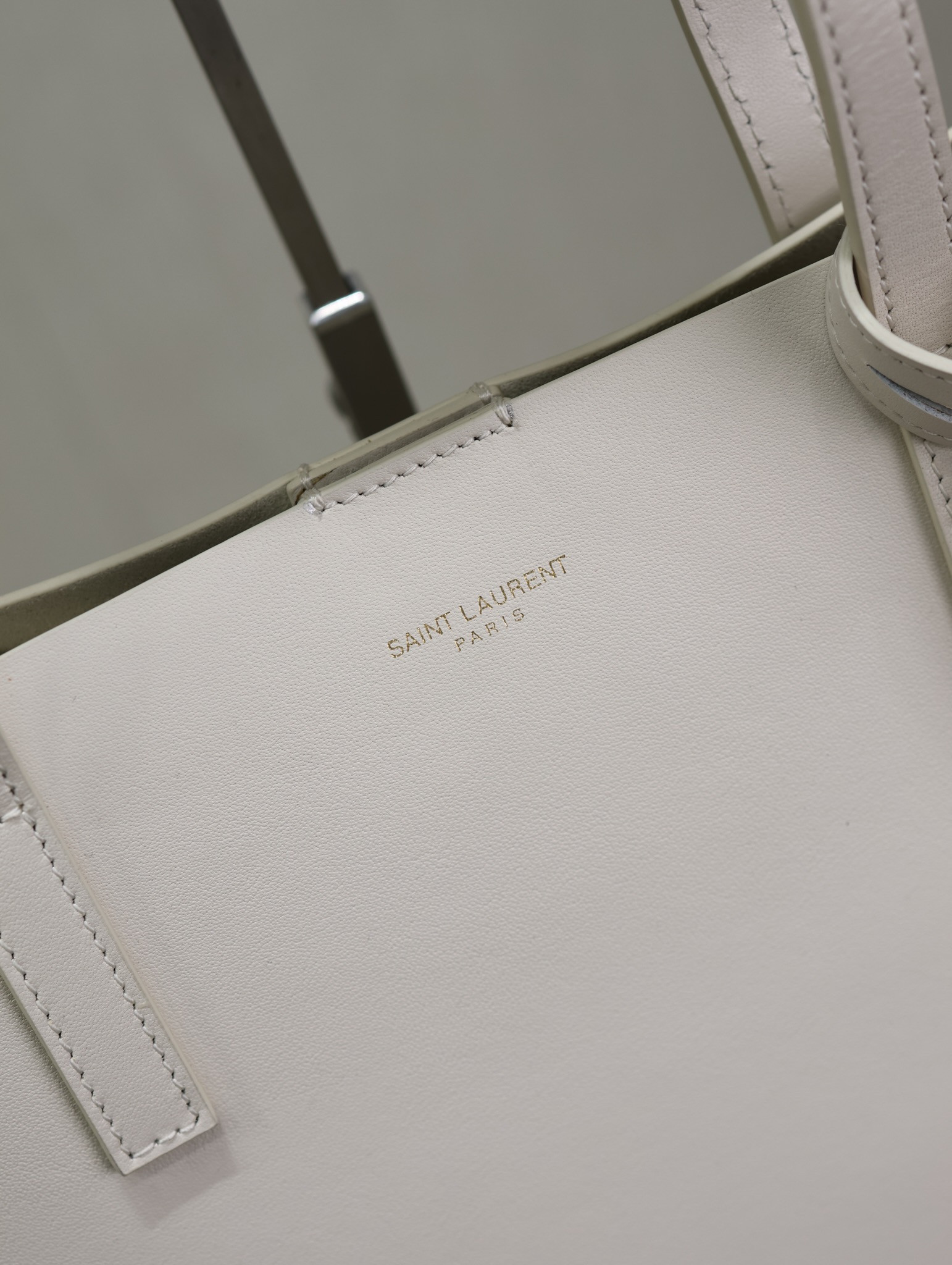 YSL SHOPPING SAINT LAURENT IN LEATHER 32.5×35×10.5cm