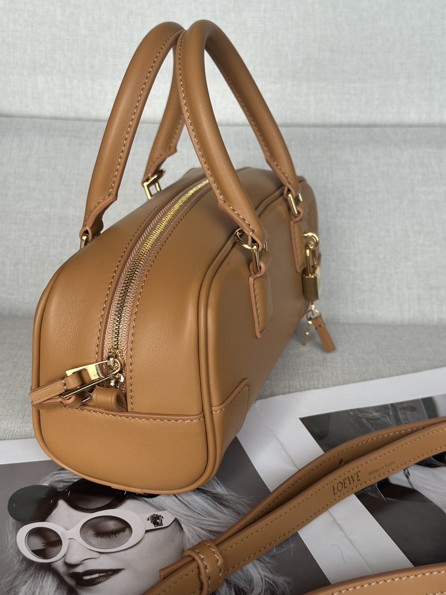 Loewe Amazona 23 Cropped bag in nappa calfskin 23x11x10cm