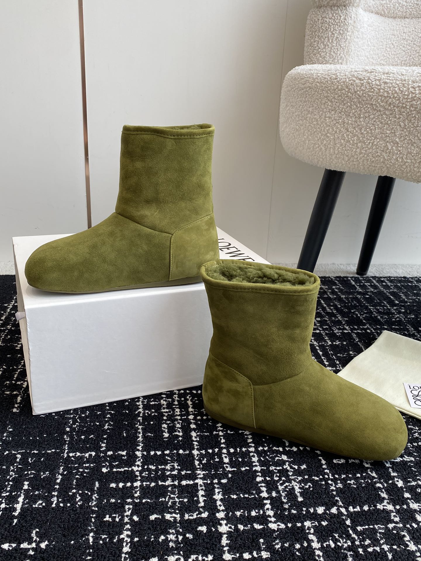 UA Loewe Boot