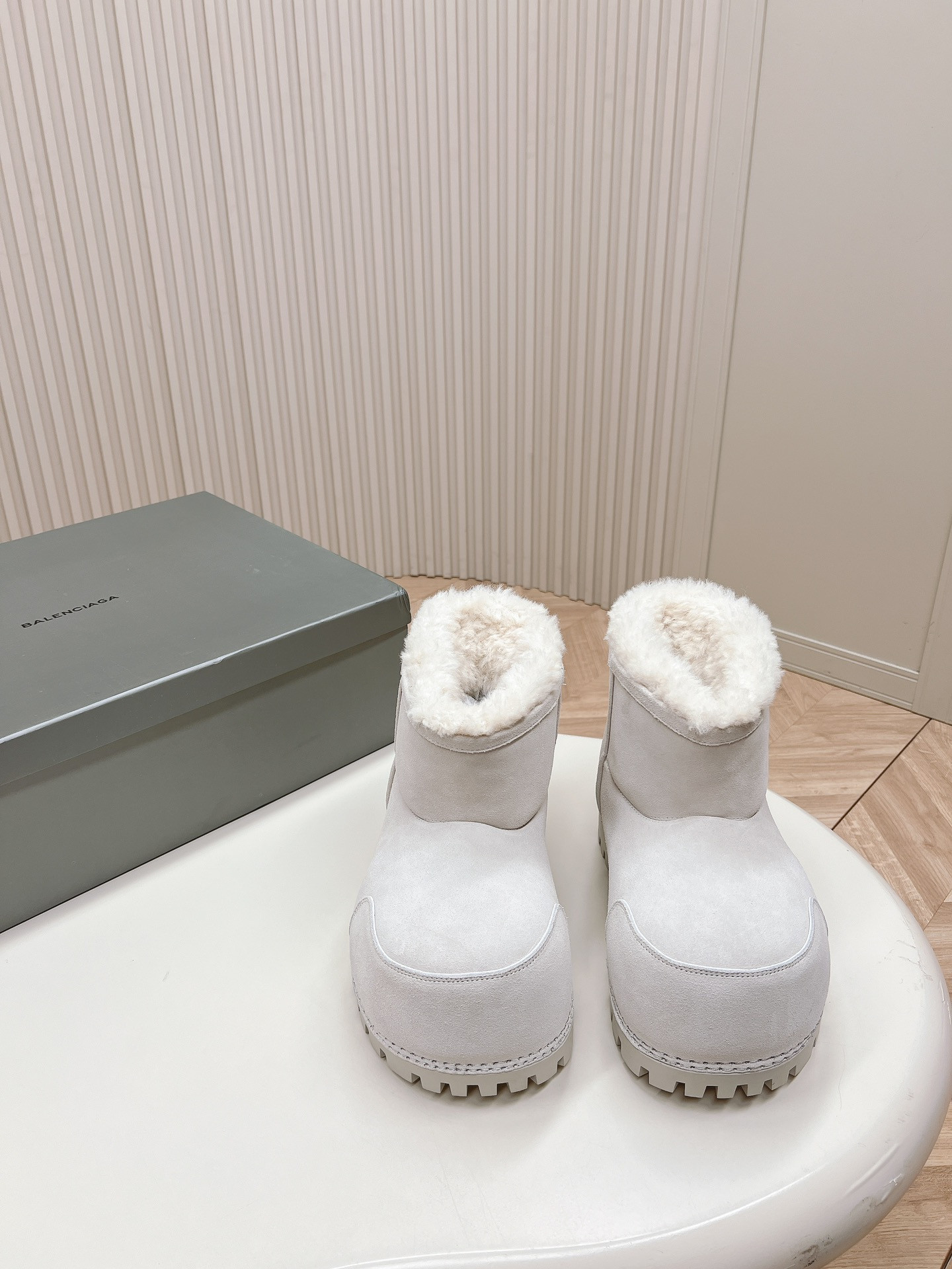 UA Balenciaga Snow Boot