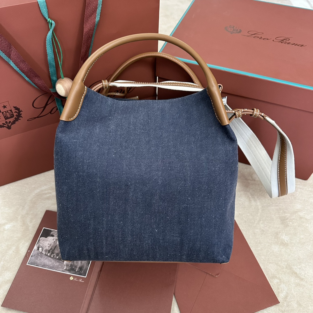 Loro Piana Large Bale Cotton bag 24x20x27cm