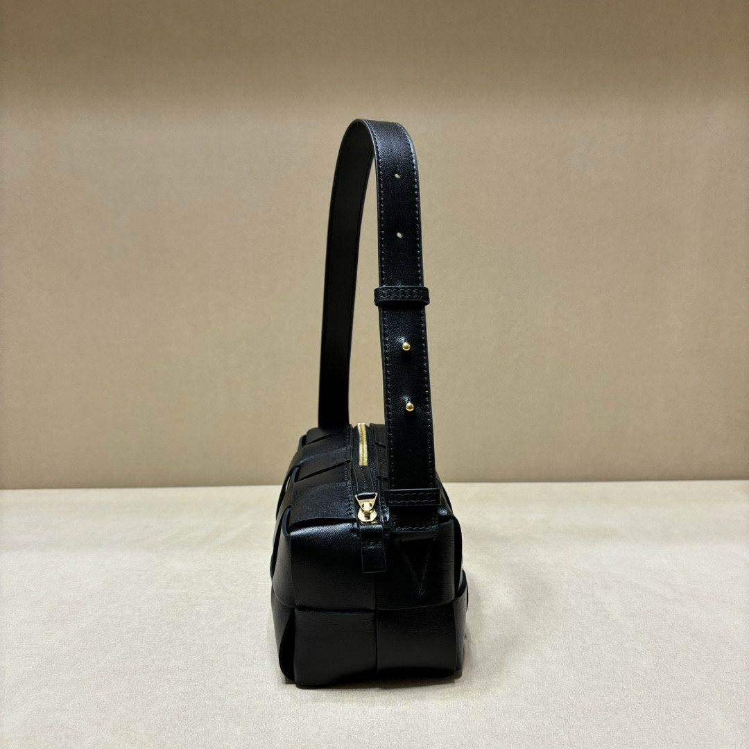 Loewe Small Brick Cassette 23.5x10x10cm