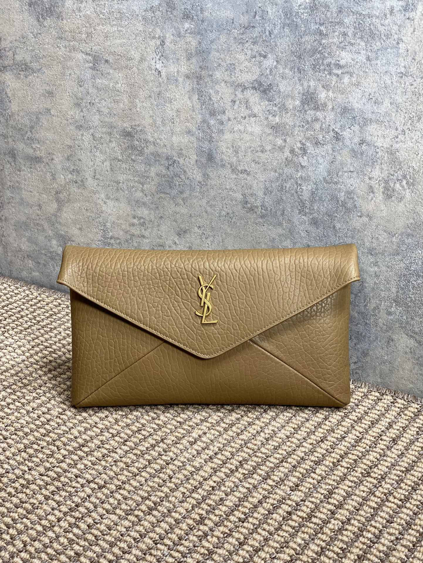 YSL CASSANDRE large envelope pouch in lambskin 29.5x18x4.5cm