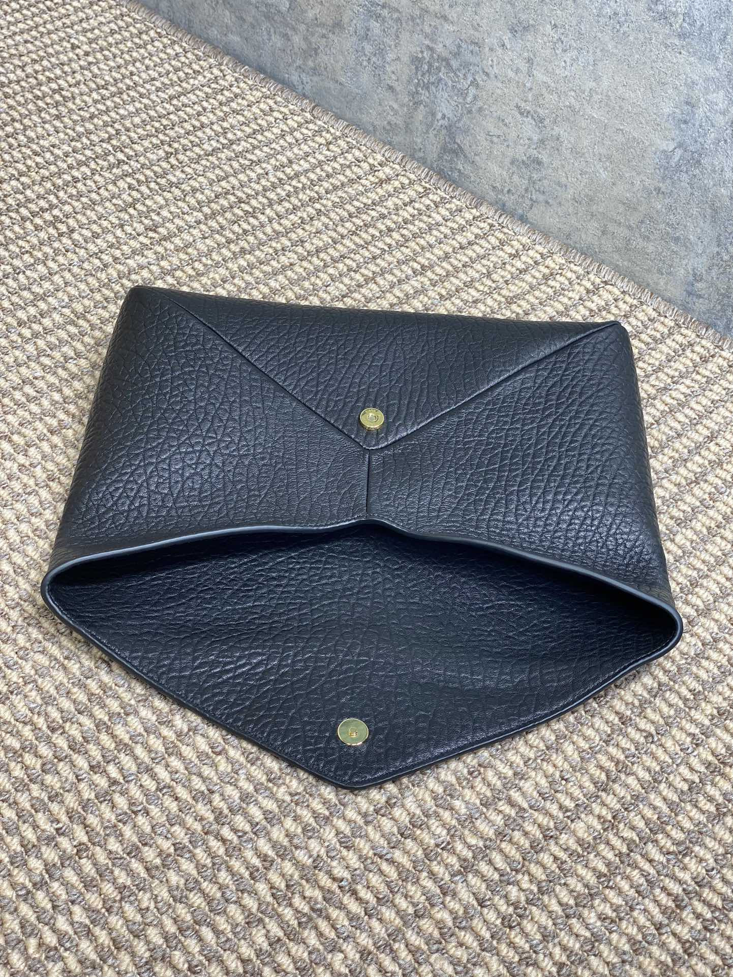 YSL CASSANDRE large envelope pouch in lambskin 29.5x18x4.5cm