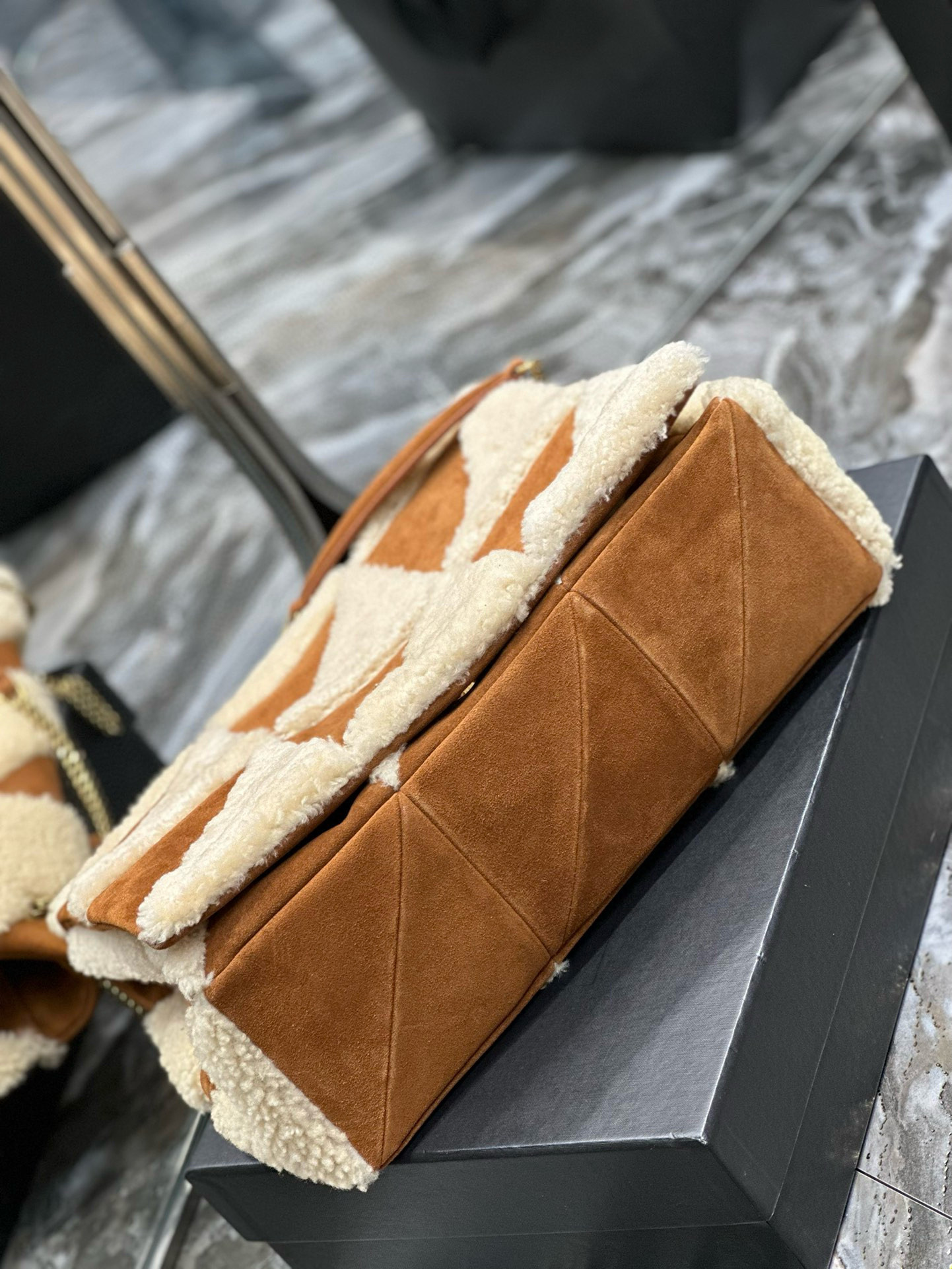 YSL Jamie Large in Suede and Shearling 38×26×12cm