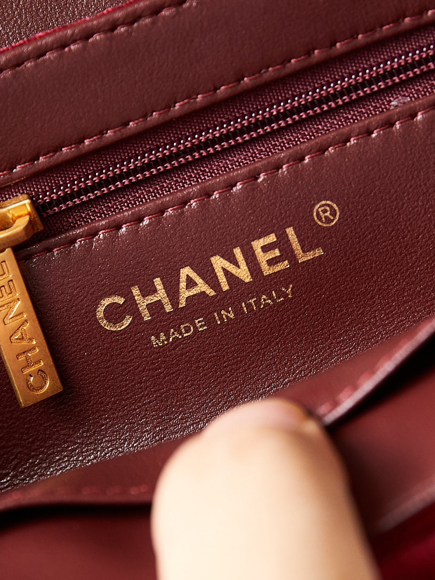 Chanel 24A Kelly 19x13x7cm