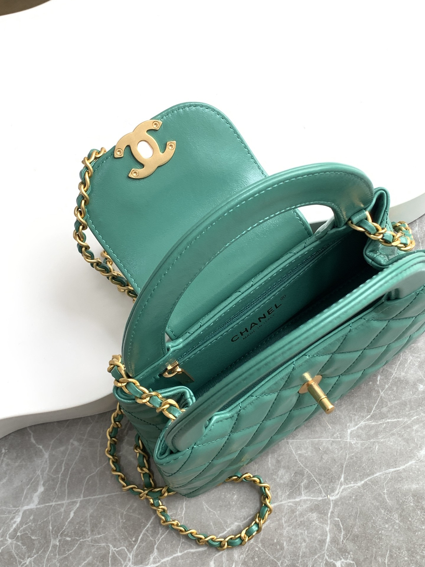 Chanel 25C Kelly 19x13x7cm