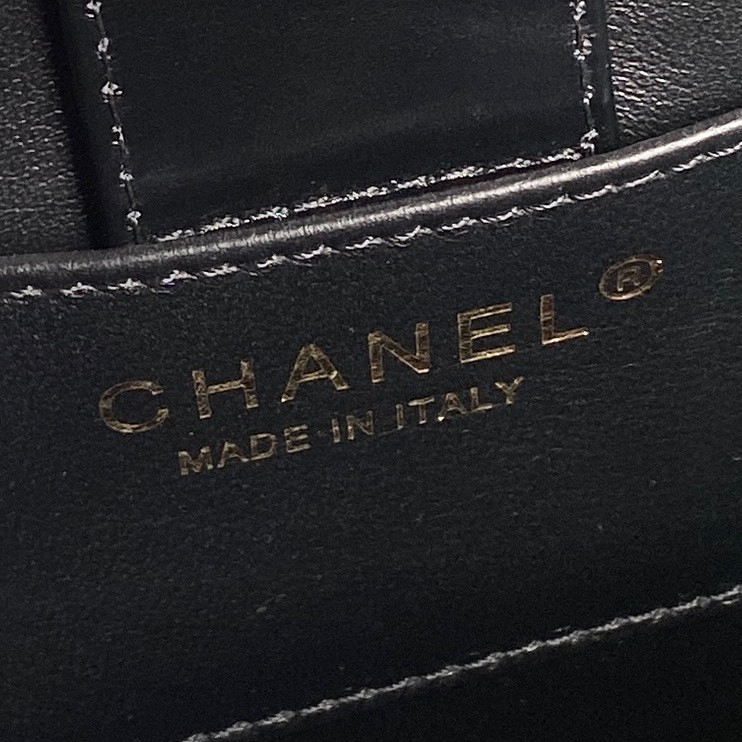 Chanel 24K Handbag 13×27×7cm