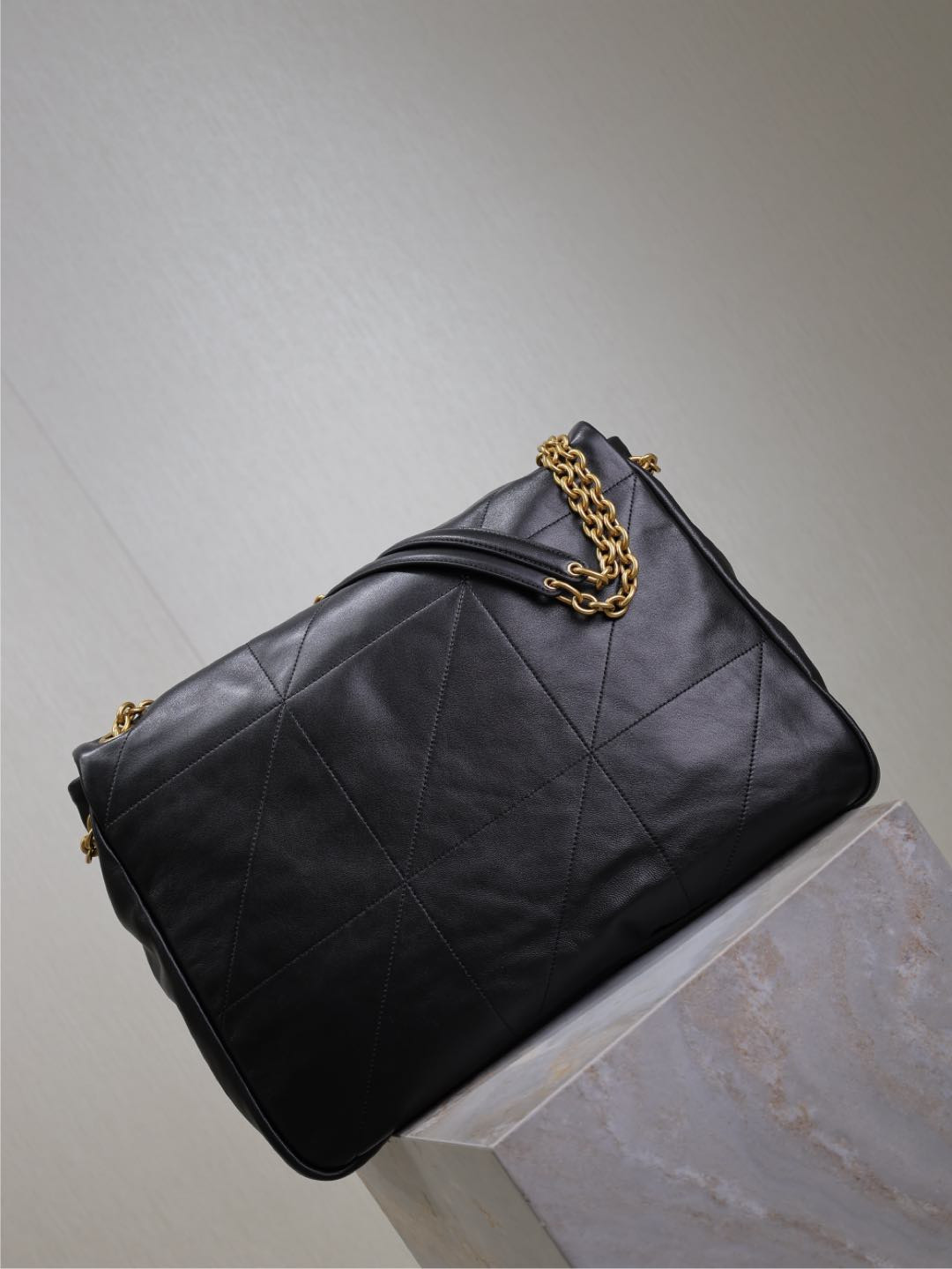YSL large jamie 4.3 in lambskin 43x29x9cm