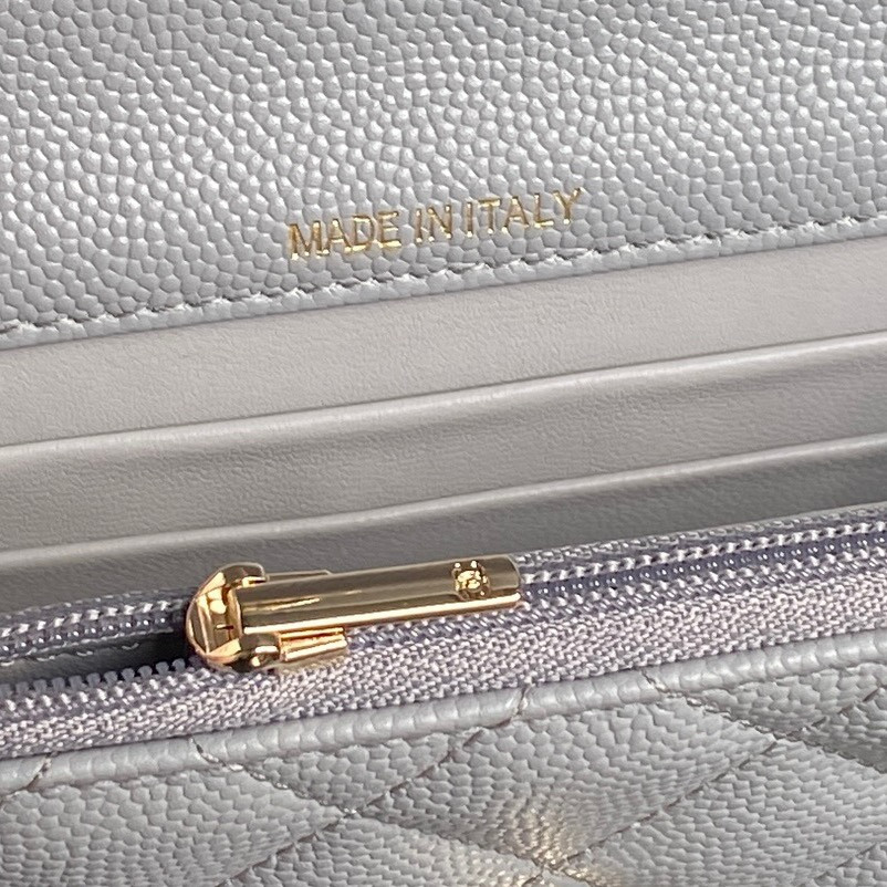 Chanel 25C Bags 14×18×3cm