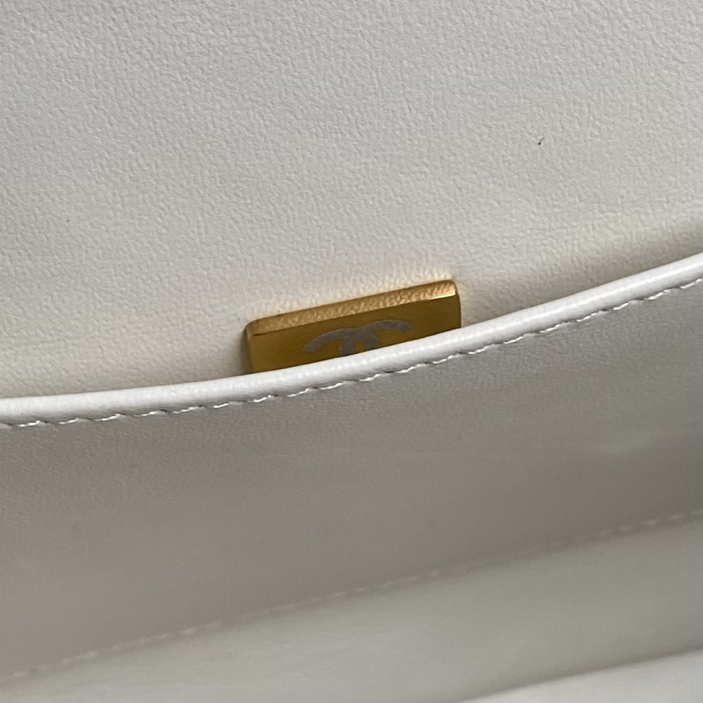 Chanel 24B Evening Bag 24×34×8cm