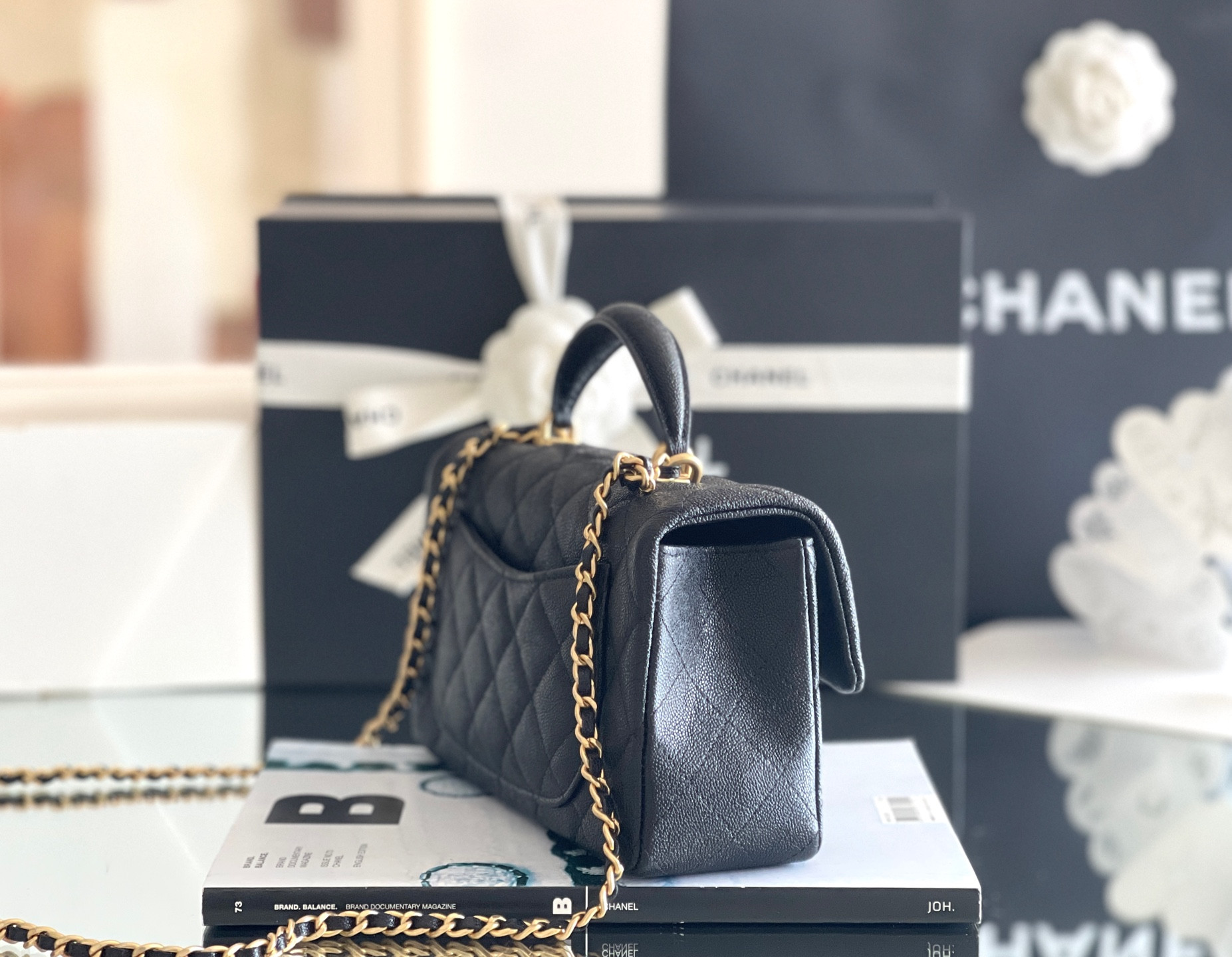 Chanel Mini Classic Handbag With Top Handle 13x20x9cm