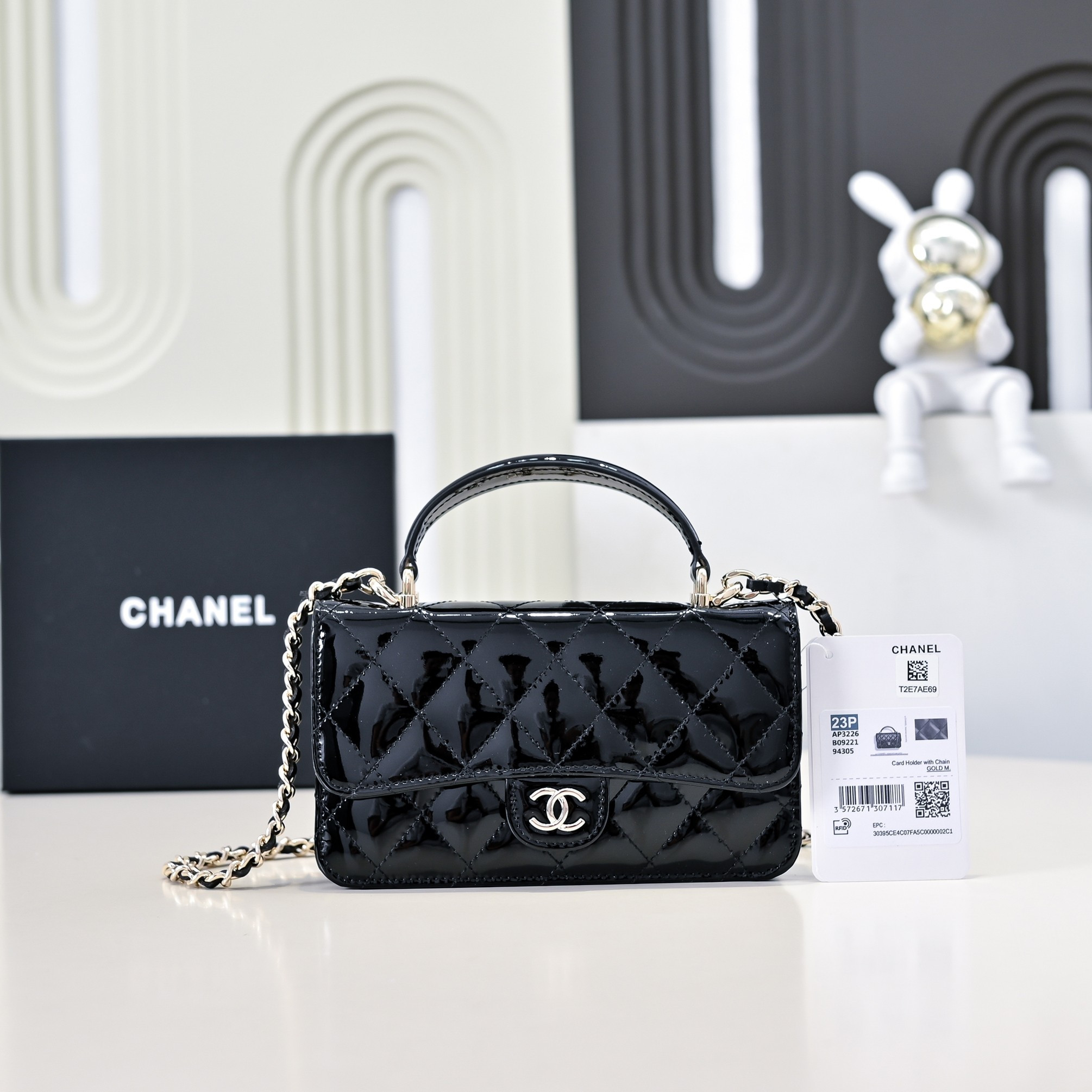 CHANEL Mini Classic Handbag With Top Handle 20x12x6cm
