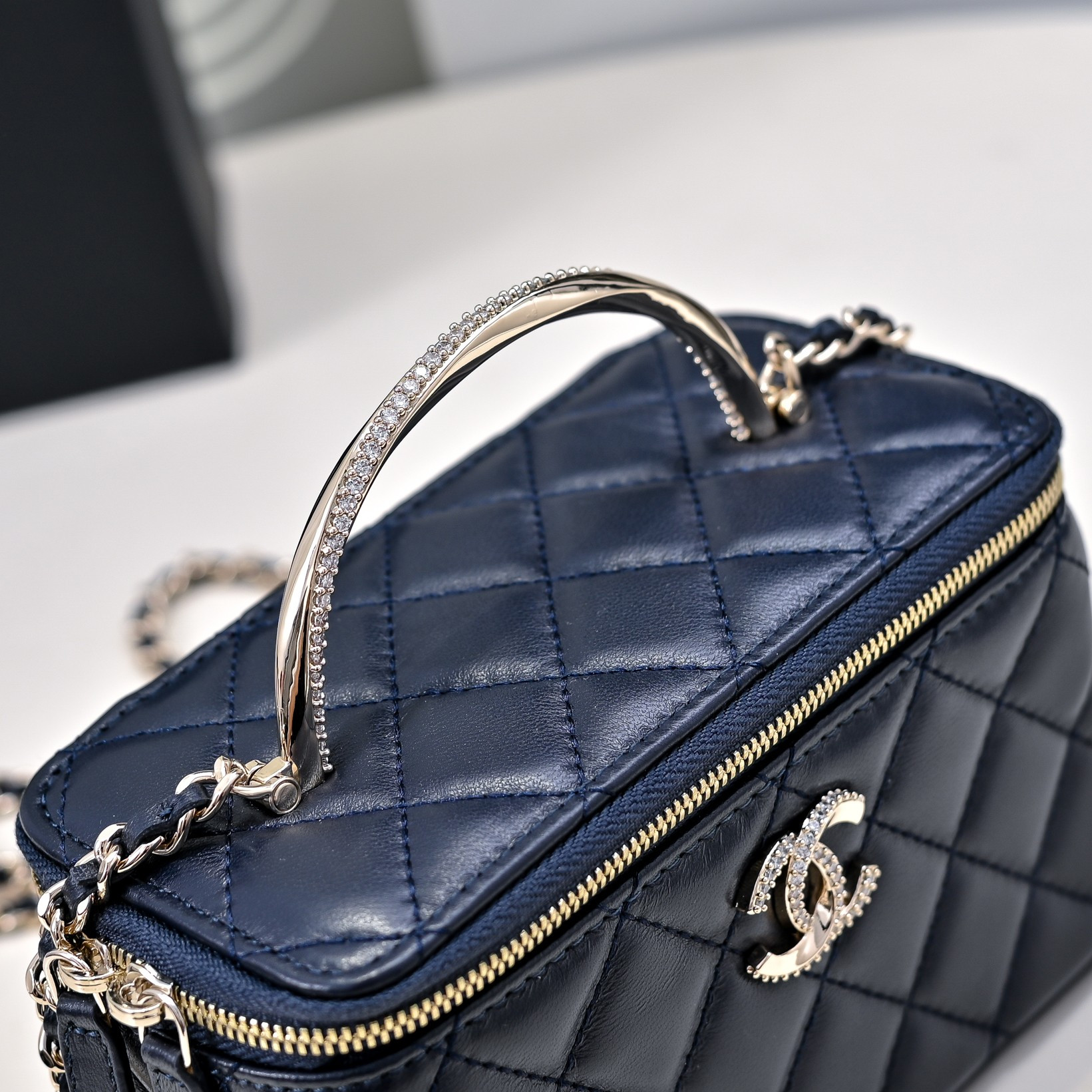 Chanel Clutch With Chain 17cm