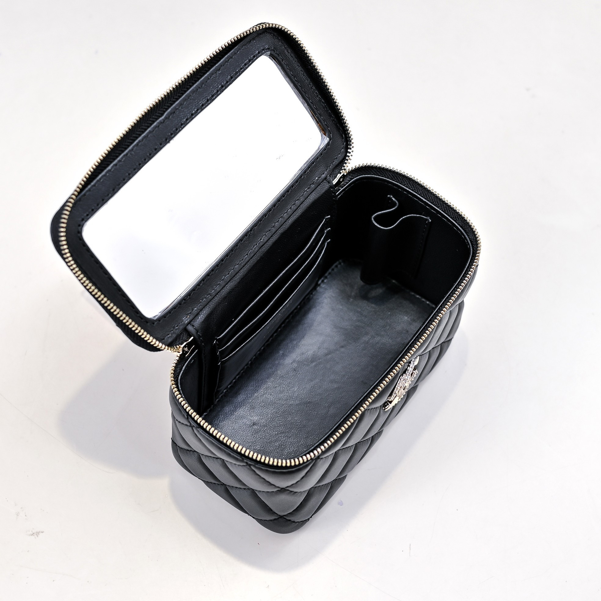 Chanel Clutch With Chain 17cm