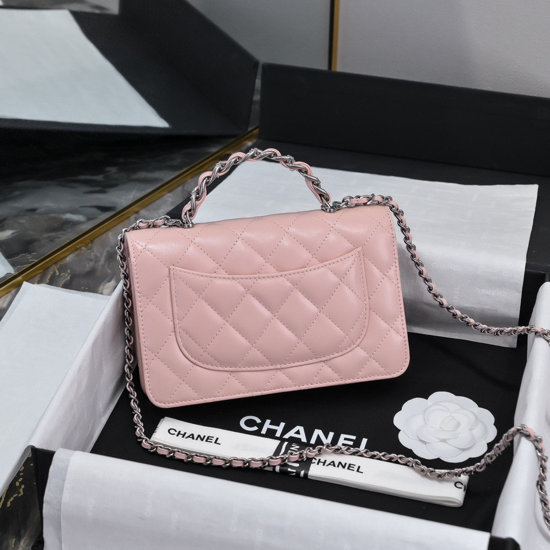 Chanel Clutch With Chain 19x12x3.5cm