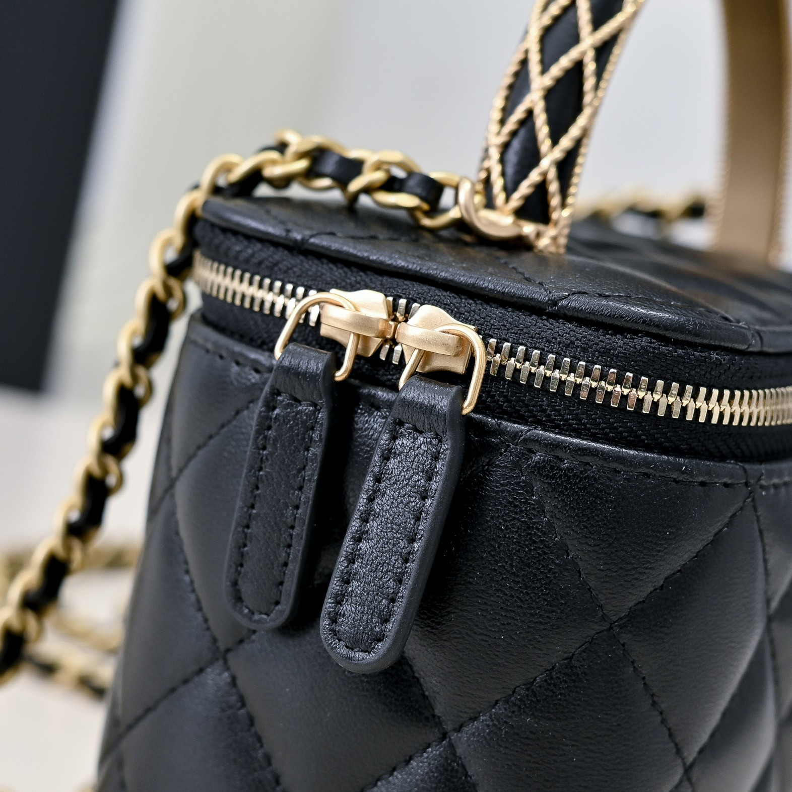 Chanel Clutch With Chain 17cm