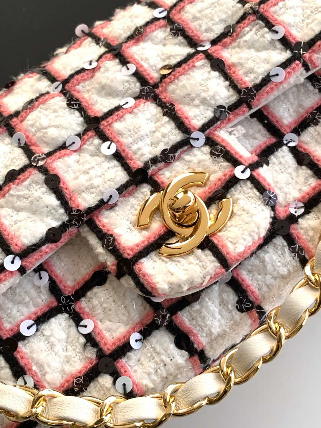 Chanel Mini CF 20cm