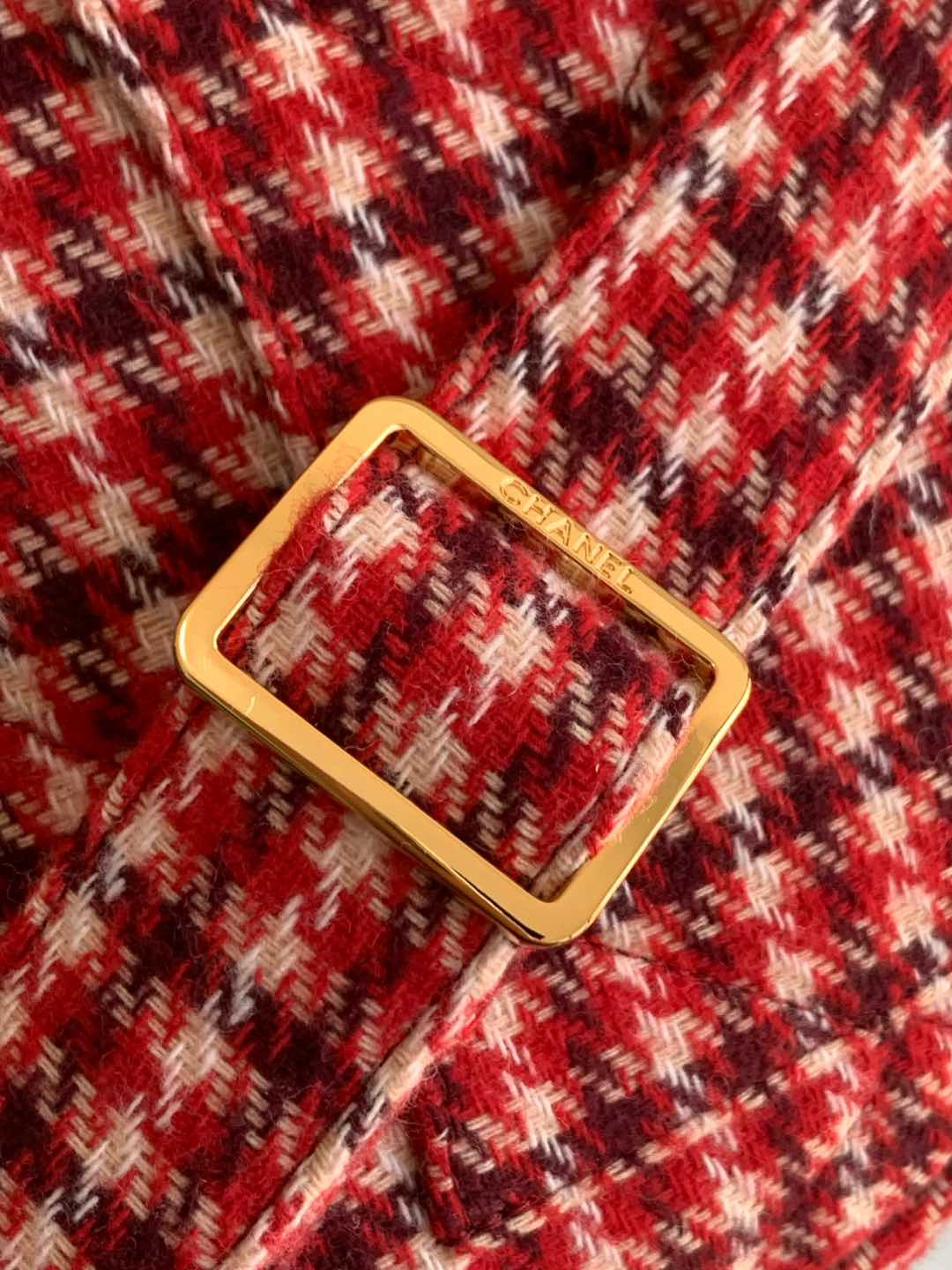 Chanel Large Hobo Bag 18x30x8cm