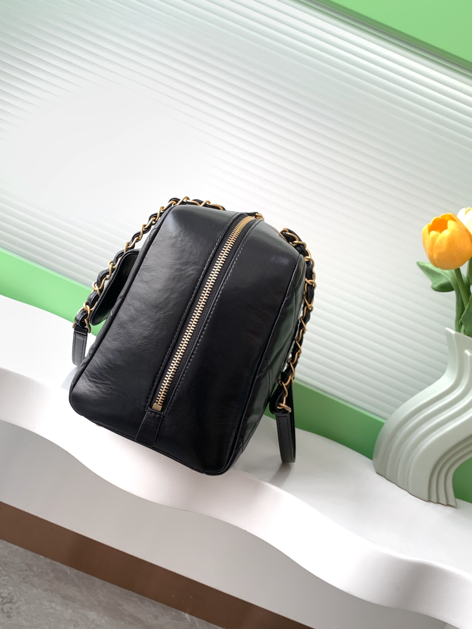 Chanel Bowling Bag 21x33x15cm