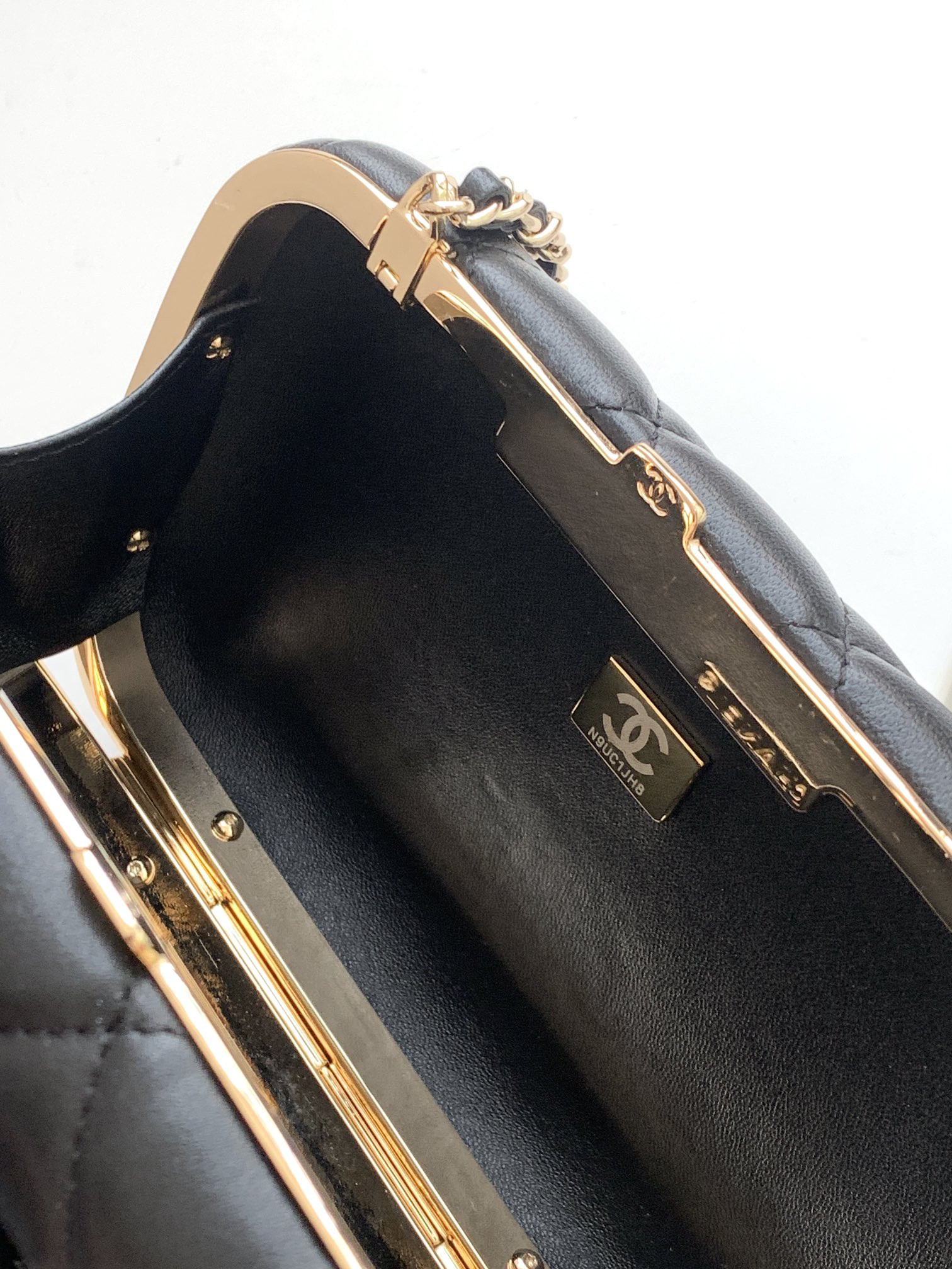 Chanel Clip Bag 13x18x5cm