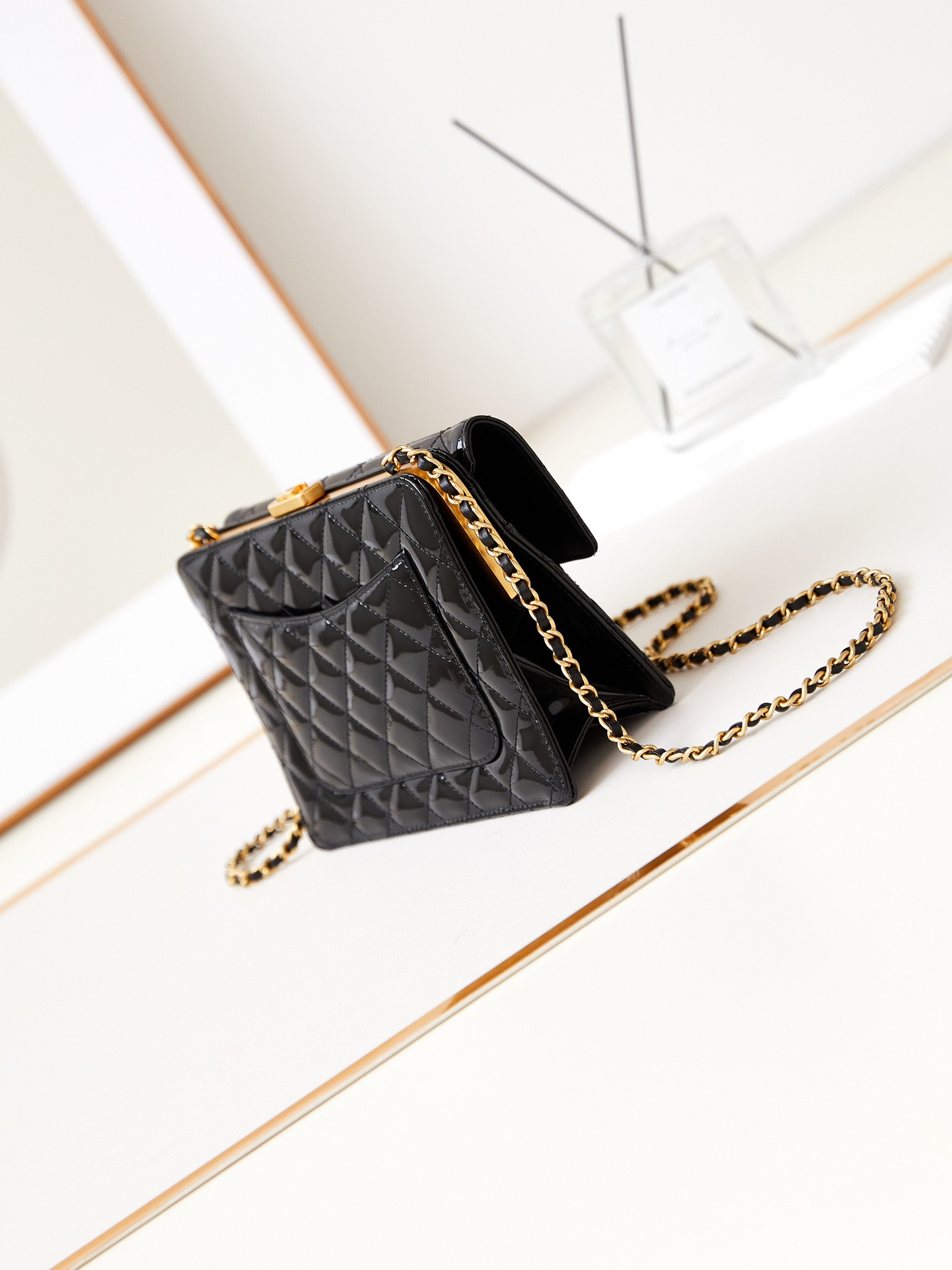 Chanel 23K Box bag 15.5x20x7.5cm