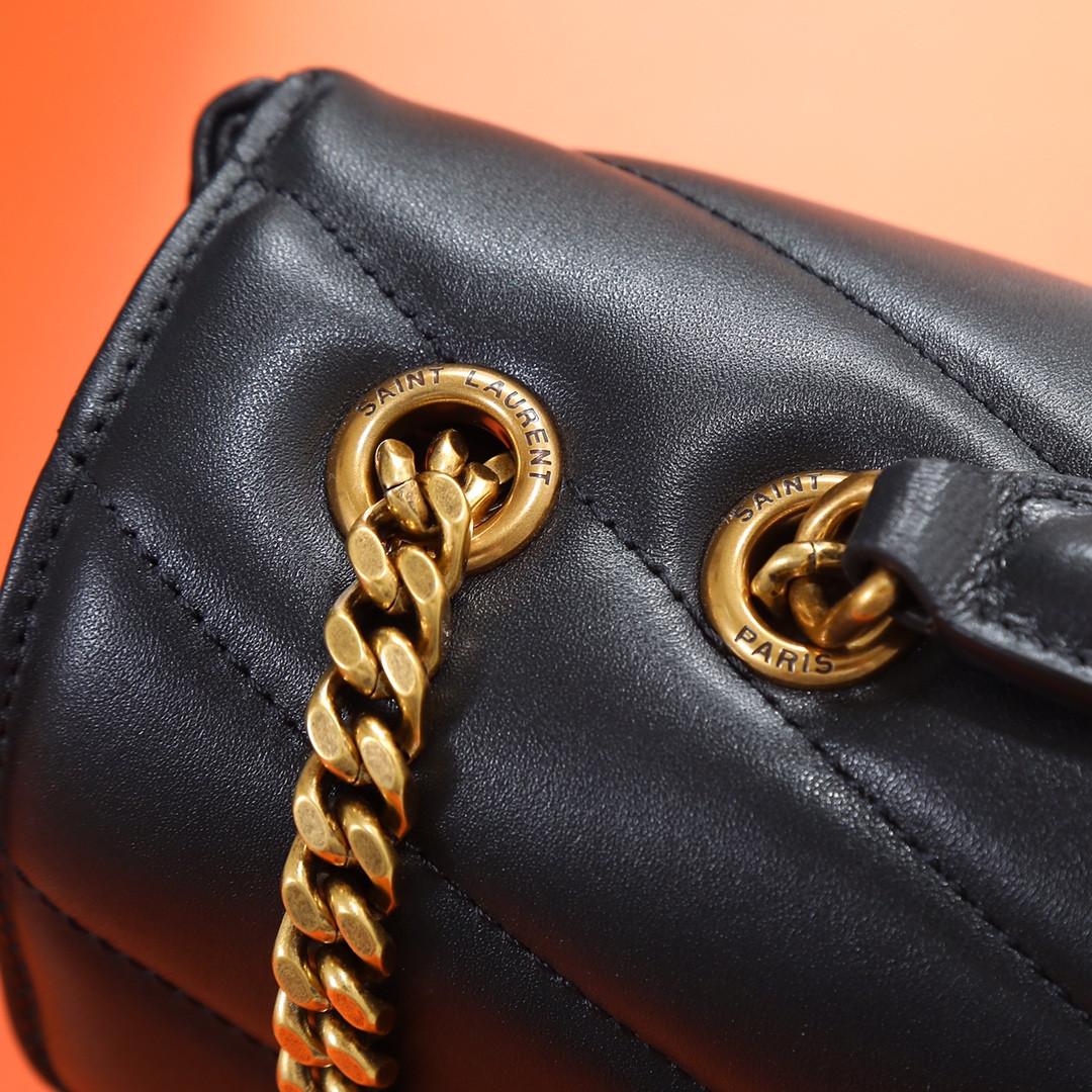 YSL LOULOU medium in MATELASSÉ lambskin 29x17x8cm