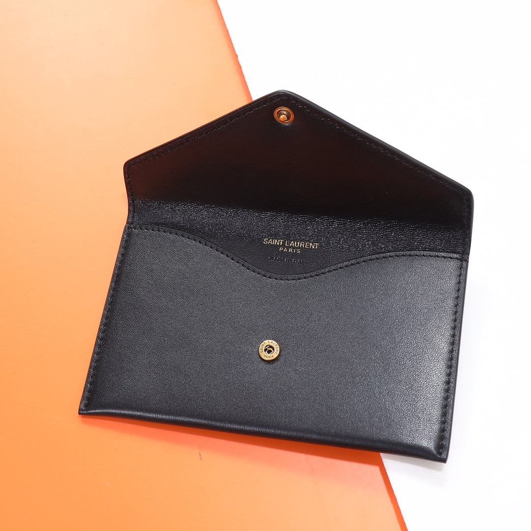 YSL LOULOU medium in MATELASSÉ lambskin 29x17x8cm