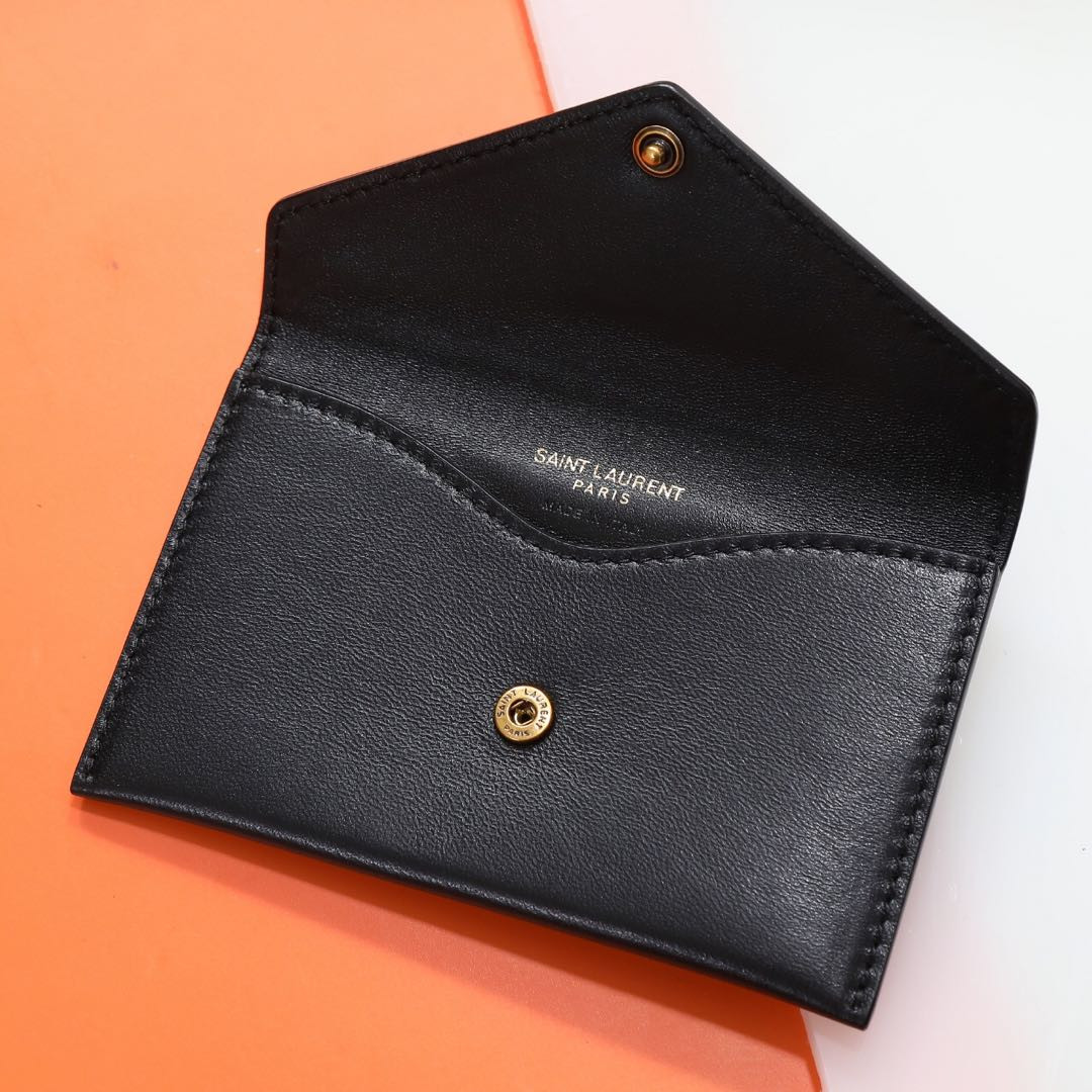 YSL LOULOU small in MATELASSÉ lambskin 24x14x6cm