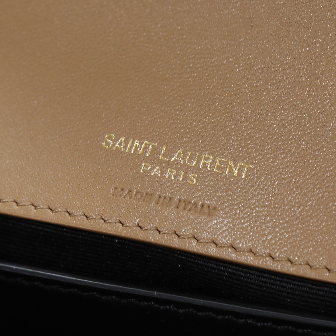 YSL LOULOU MINI in lambskin 20X12X5cm