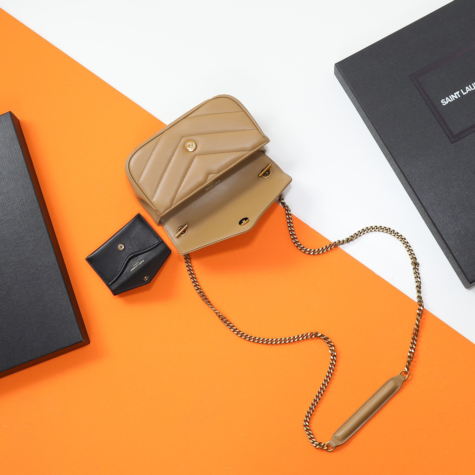 YSL LOULOU MINI in lambskin 20X12X5cm