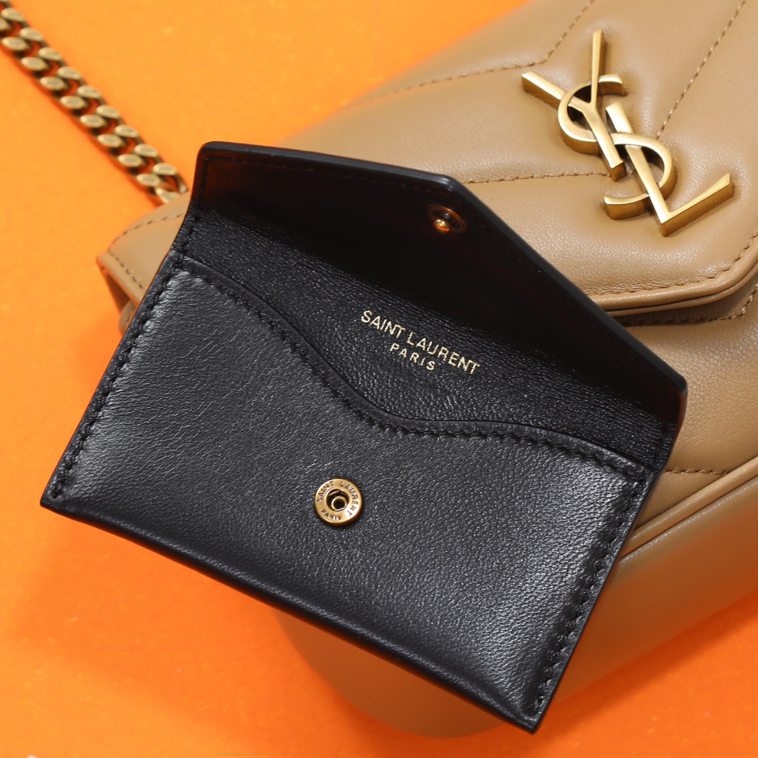 YSL LOULOU MINI in lambskin 20X12X5cm