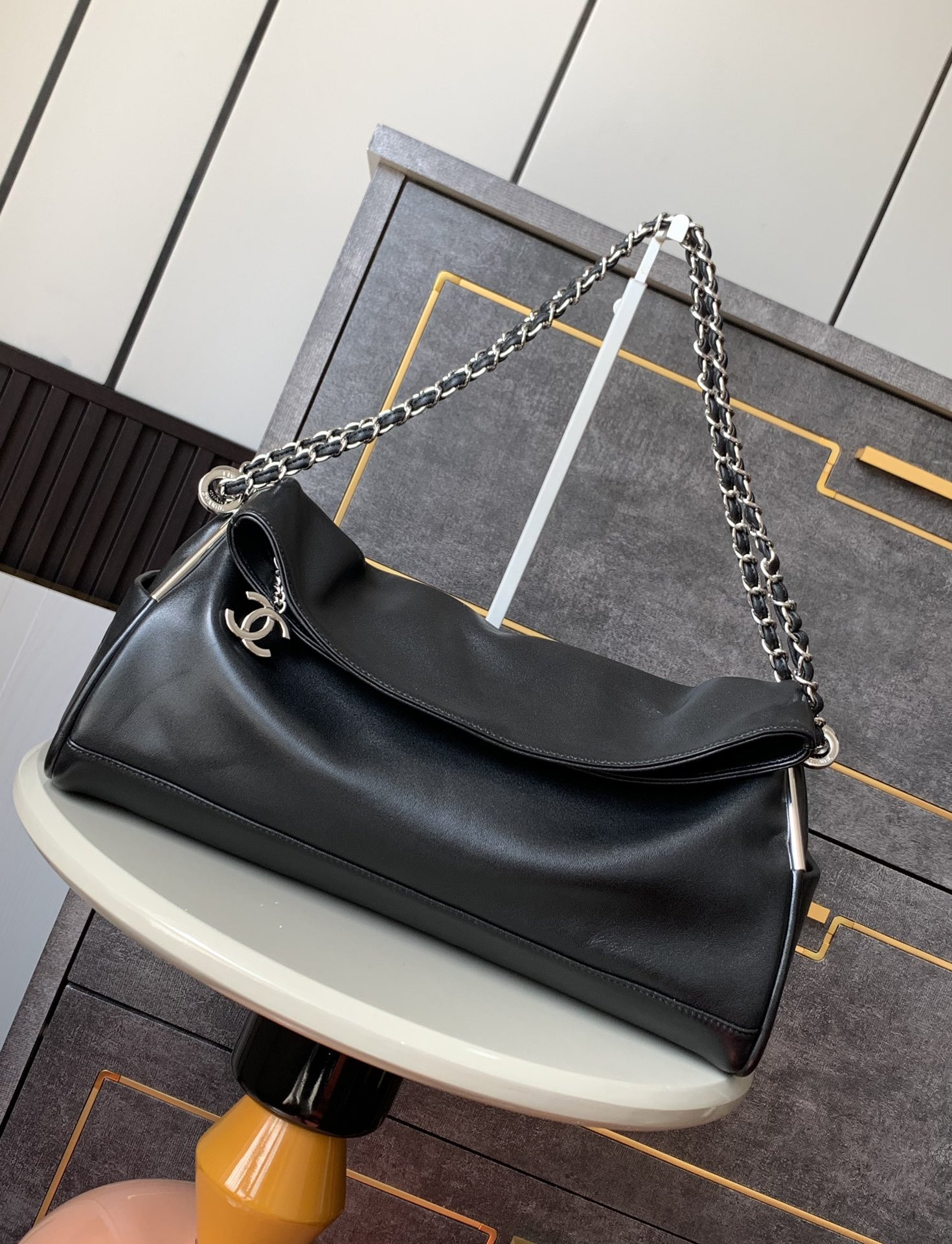 Chanel OHANEL hobo bag 40x30x15cm